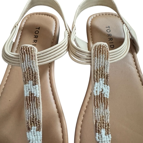 Torrid Embellished 4S Tan Beaded Stretch Thong Sandals/Shoes Size 8 - Picture 5 of 6